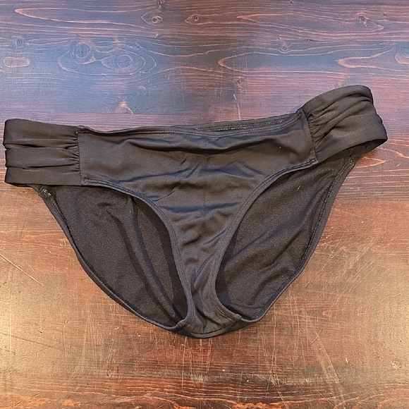 Athleta Black Bikini Swim Bottom Ruched Side Medium M Beach - Picture 1 of 3